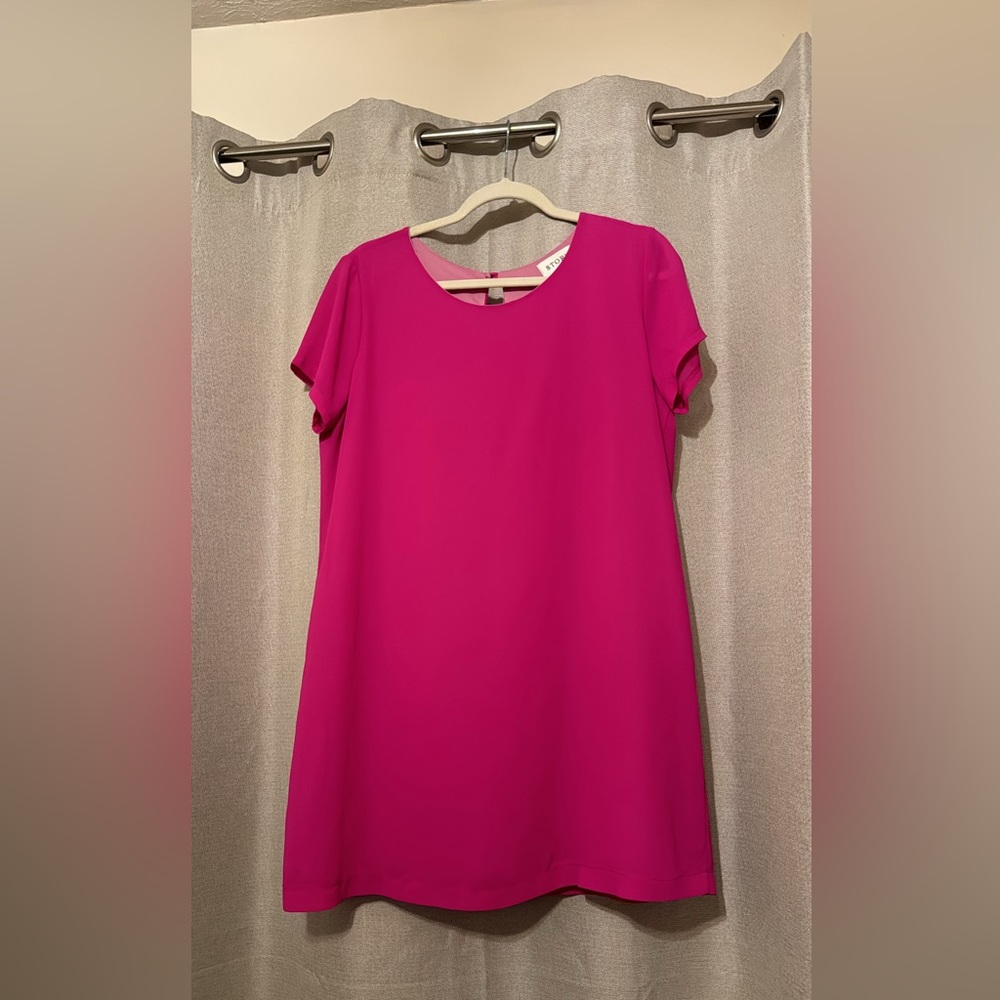 pink dress